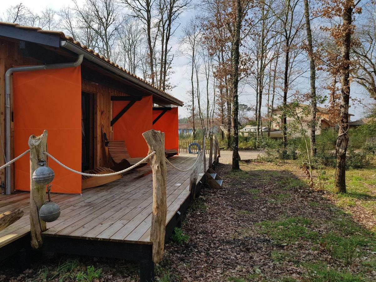 Au Bois Flotte Bed & Breakfast Hourtin Eksteriør bilde